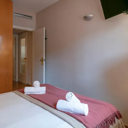 Click&flat Charming Riera Apartman *